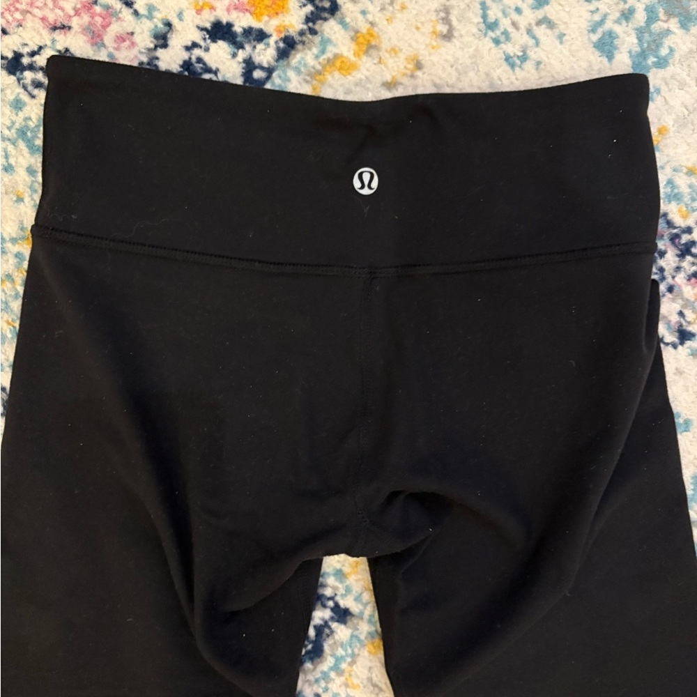 lululemon athletica Black cropped Leggings